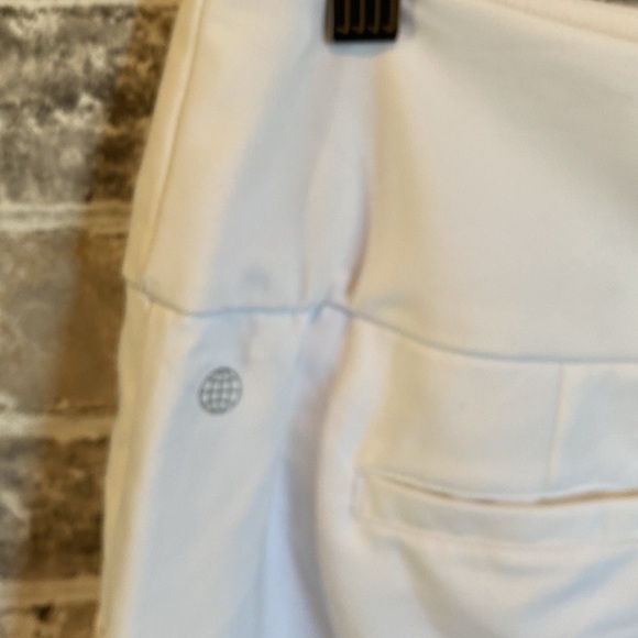 Adidas skort. Size L. White. Pockets. Shorts underneath. - Picture 10 of 15